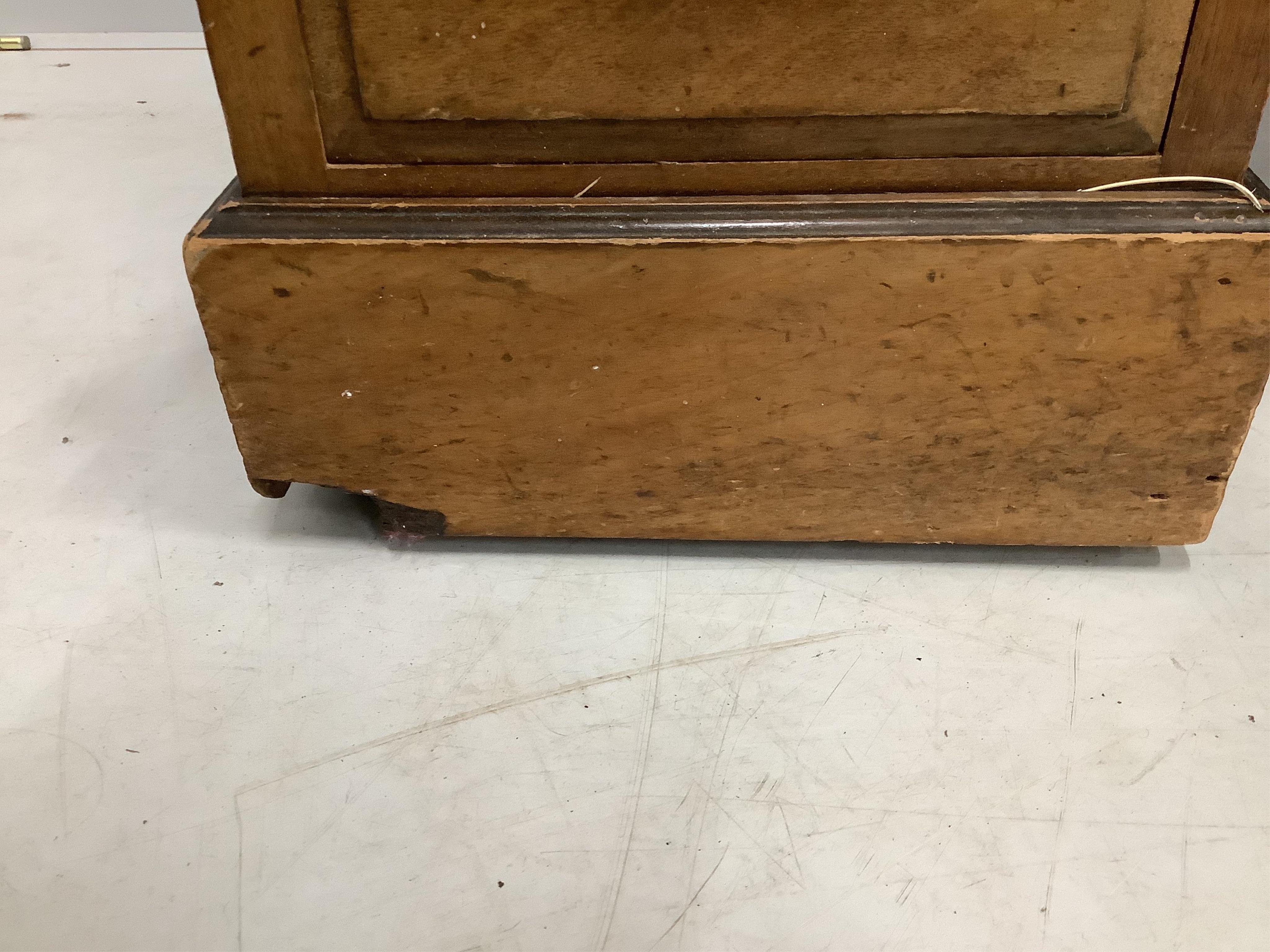 A late Victorian mahogany pedestal desk, width 120cm, depth 65cm, height 76cm